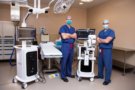 Dr. McDonald and Dr. Reichard with the Depuy VELYS Robotic Assisted Solution